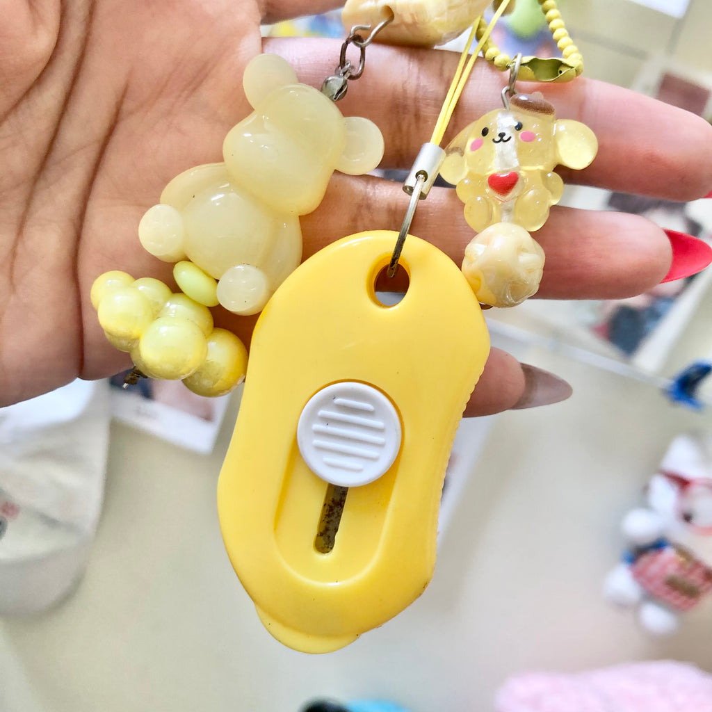 Pompompurin Sanrio Yellow Kawaii Cutter Keychain Set – Butter Yellow Aesthetic